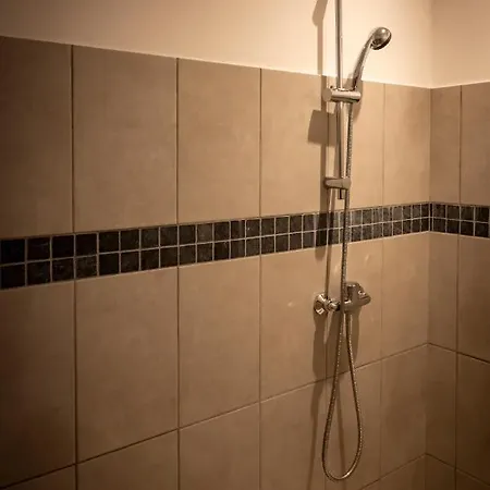 Superbe Avec Patio Nîmes