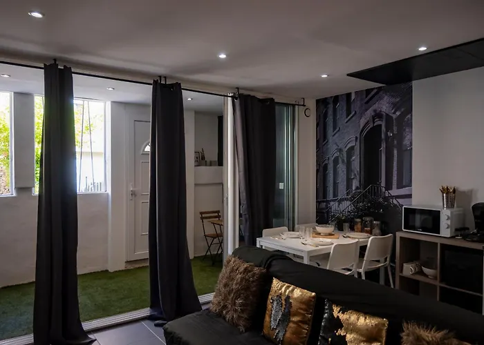 Apartment Superbe Avec Patio *